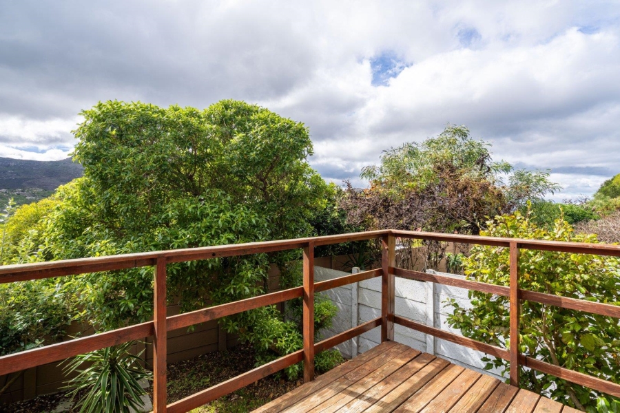 3 Bedroom Property for Sale in Fish Hoek Western Cape